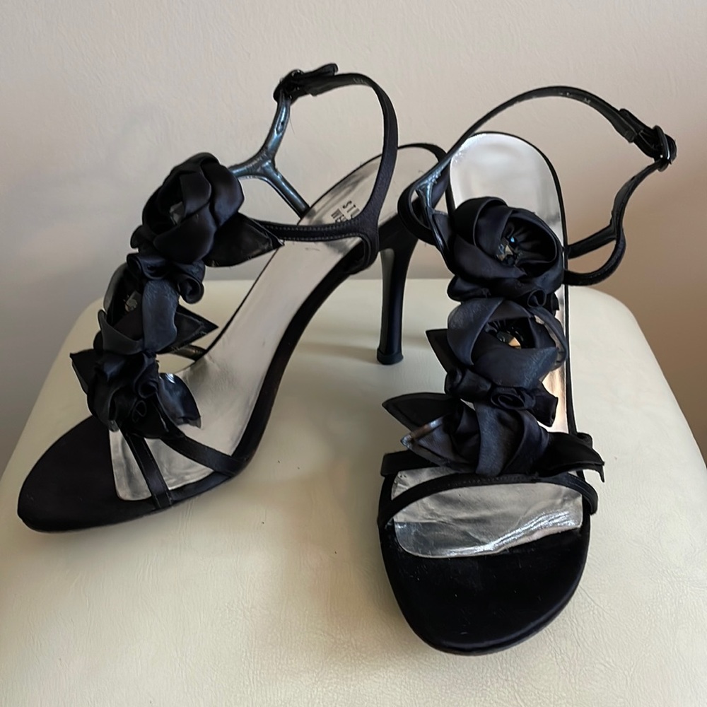Stuart Weitzman Black Satin Rose Sandals 4” heel size 7.5 M